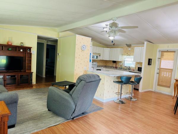 1984 SCHU  Home