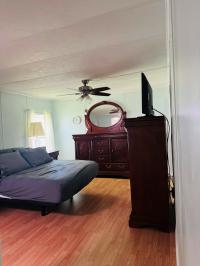 1984 SCHU  Home