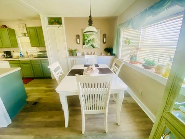 1973 OAKR HS Manufactured Home