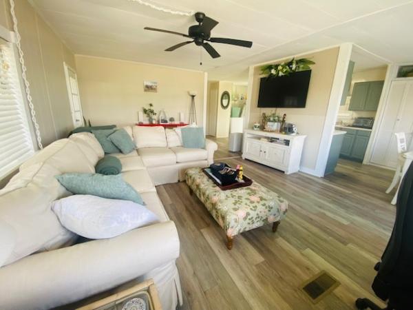 1973 OAKR HS Manufactured Home