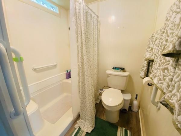 1973 OAKR HS Manufactured Home