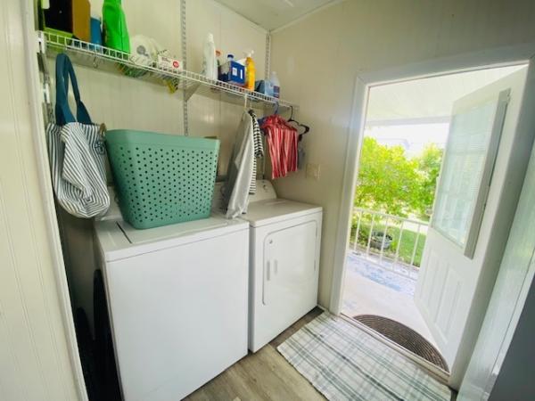 1973 OAKR HS Manufactured Home