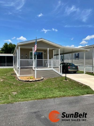Photo 2 of 37 of home located at 6605 Mohawk Street Leesburg, FL 34788