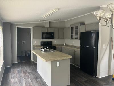 Photo 2 of 10 of home located at 1403 Plum St Texarkana, TX 75501