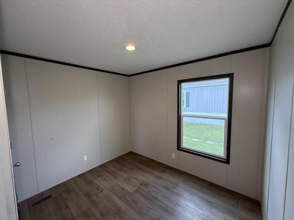 2022 MIYO 35MYO16763AH22 Manufactured Home