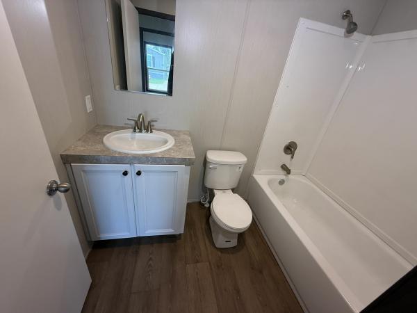 2022 MIYO 35MYO16763AH22 Manufactured Home