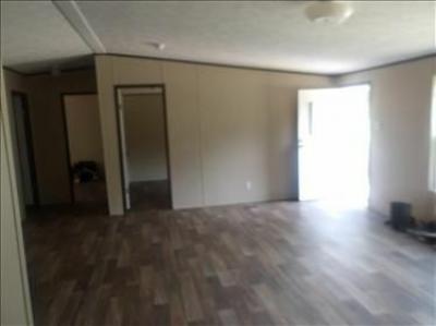 Photo 4 of 7 of home located at 109 Ernest Dr Saint Helena Island, SC 29920