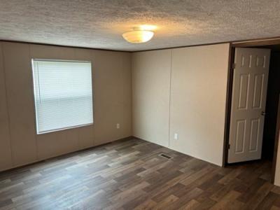 Photo 4 of 16 of home located at 400 Louveteau Rd Trlr 36 Carencro, LA 70520