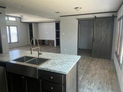 Photo 3 of 17 of home located at 6581 Frankoma Rd Tulsa, OK 74101