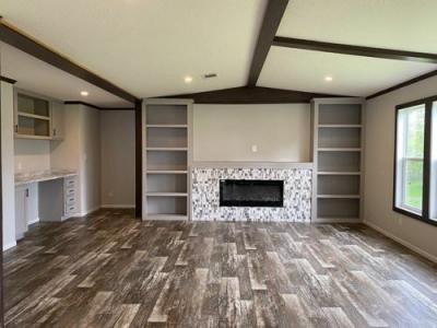 Photo 2 of 13 of home located at 145 Kliner Rd Des Allemands, LA 70030