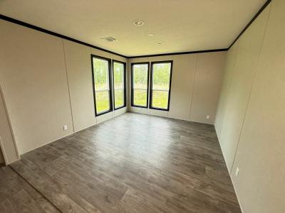 Photo 4 of 29 of home located at 1499 Private Road 7129 Kirbyville, TX 75956
