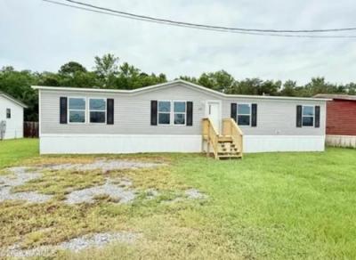 Mobile Home at 207 Liz Dr Saint Martinville, LA 70582