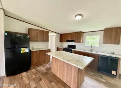 Photo 4 of 28 of home located at 207 Liz Dr Saint Martinville, LA 70582