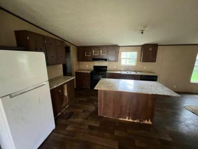 Photo 5 of 14 of home located at 405 E Hoyle St Hazen, AR 72064
