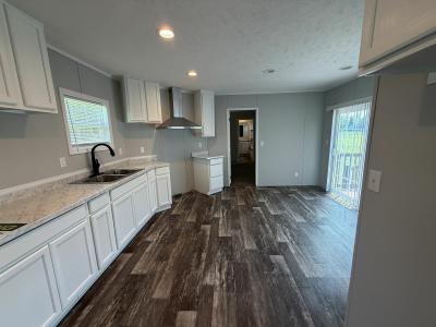 Photo 4 of 14 of home located at 156 Howell Rd Saint Pauls, NC 28384