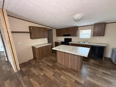 Photo 3 of 16 of home located at 655 E Interstate 10 Seguin, TX 78155