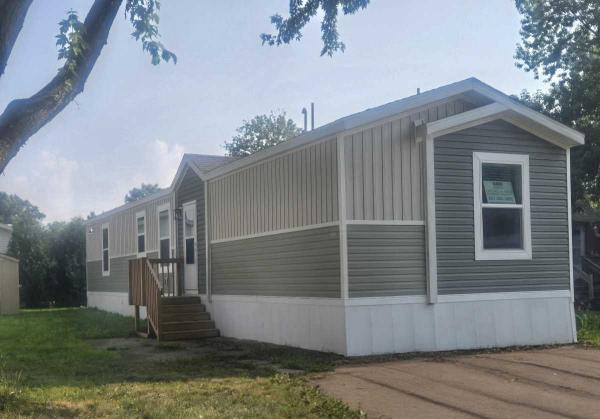 Photo 1 of 2 of home located at 2118 Pioneer Rd #69 Red Wing, MN 55066