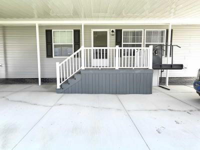 Photo 4 of 32 of home located at 31751 Millstone Trail Lenox, MI 48048