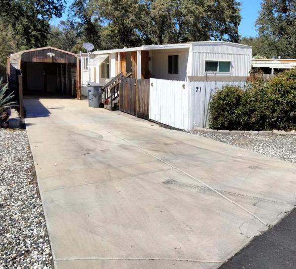 1976 Fleetwood Manufactured Home