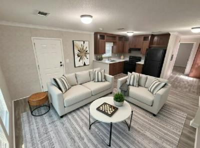 Photo 4 of 16 of home located at 12344 Seminole Blvd. #16 Largo, FL 33778