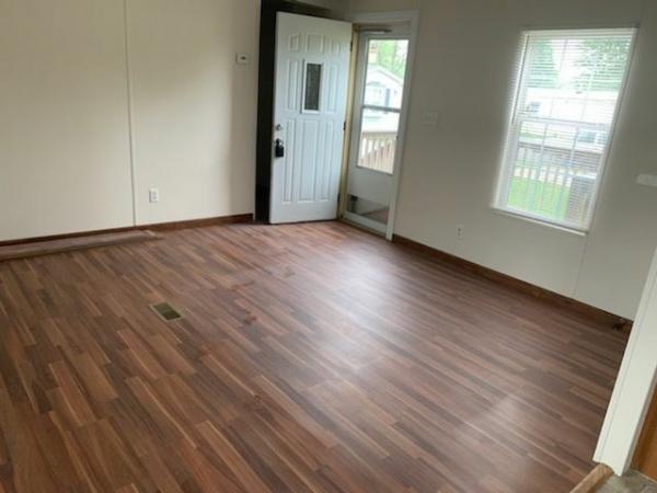 Photo 1 of 2 of home located at 1236 North Oaklane Road Lot 315 Springfield, IL 62707