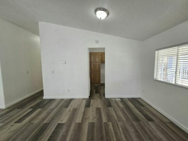 1995 Fleetwood Sunpointe Manufactured Home
