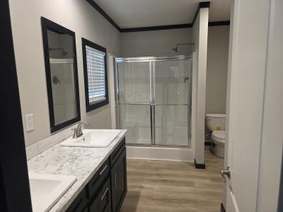 Photo 5 of 6 of home located at 7523 Back Nine San Antonio, TX 78244