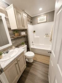 2025 American Homestar Corp Oak Creek Mobile Home