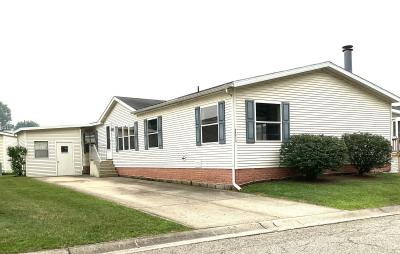Mobile Home at 49930 Serenity Lane Shelby Township, MI 48315