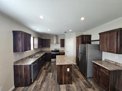 Photo 4 of 14 of home located at 380 Pineland Avenue Kyle, TX 78640