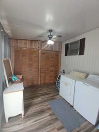 1971 LAMPLIGHTER Mobile Home