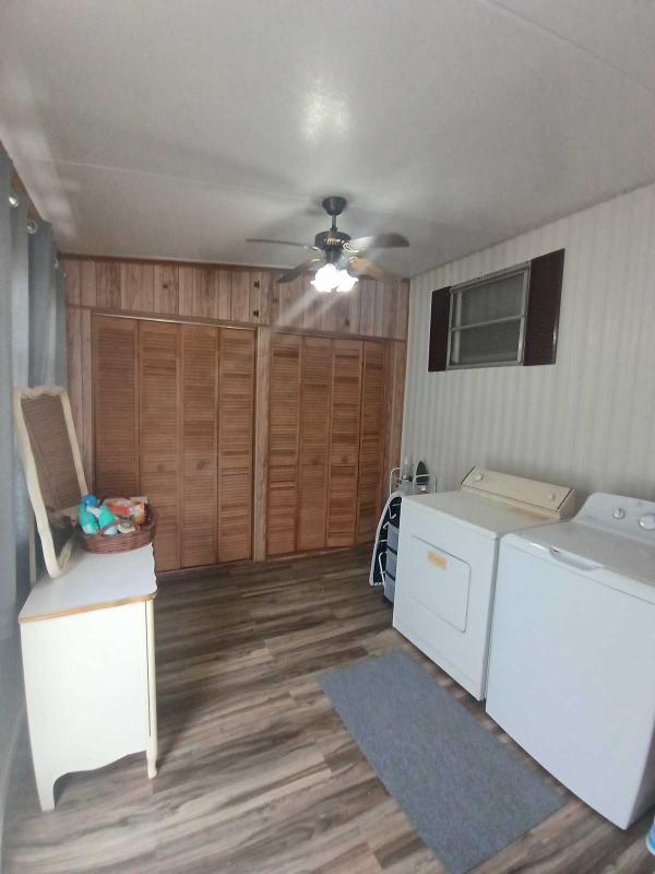 1971 LAMPLIGHTER Mobile Home