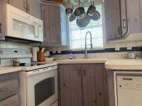 1992 Park 02810452E Mobile Home