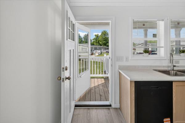 2026 Skyline 47 33  C826  Home