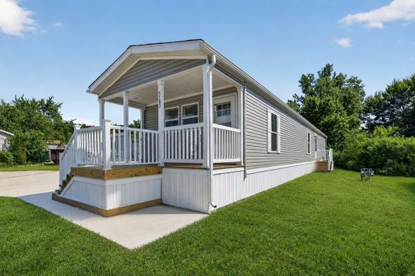 2026 Skyline 47 33  C826  Home