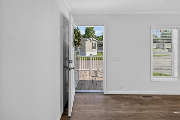 2026 SKYLINE 53 80 D338  Home