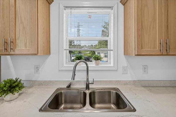 2026 SKYLINE 53 80 D338  Home
