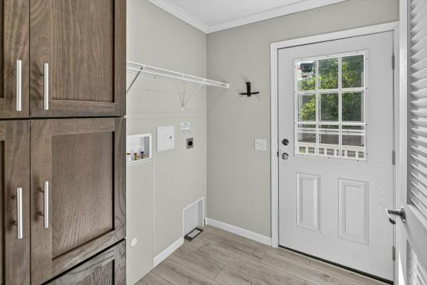 2026 SKYLINE 192 80 D338  Home