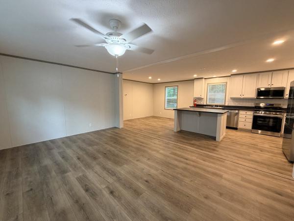 2026 clayton 95CCS28563BH Mobile Home