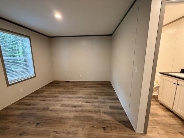 2026 clayton 95CCS28563BH Mobile Home
