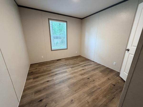2026 clayton 95CCS28563BH Mobile Home