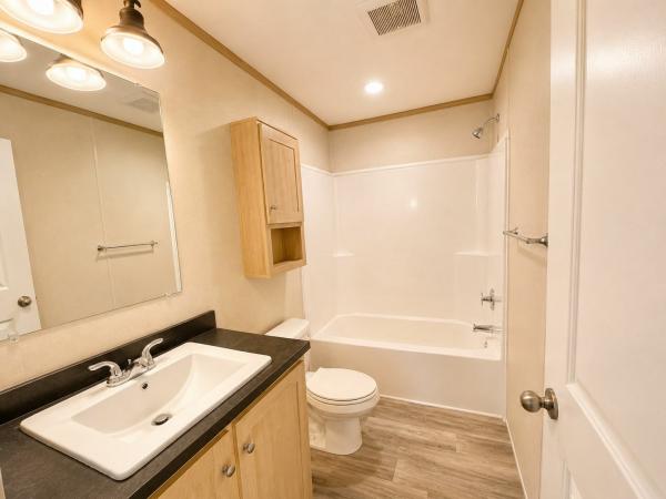 2025 Clayton 5628-5202 Adrenaline  Home