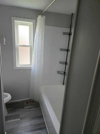 Photo 4 of 9 of home located at 1197 Sherwood Dr1988 Lapeer, MI 48446