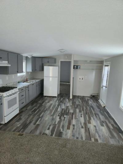 Photo 2 of 9 of home located at 1197 Sherwood Dr1988 Lapeer, MI 48446