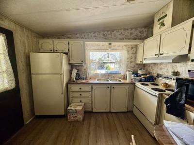 Photo 3 of 8 of home located at 2425 Harden Blvd Lot 26 Lakeland, FL 33803