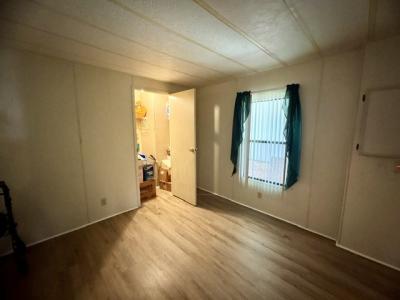 Photo 5 of 8 of home located at 2425 Harden Blvd Lot 26 Lakeland, FL 33803
