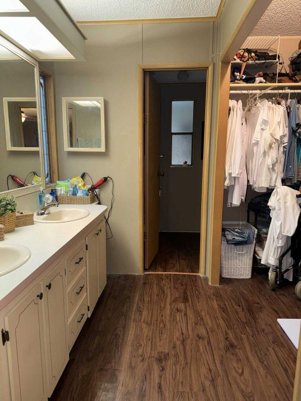 1988 PALH Manufactured Home