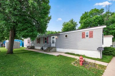 Mobile Home at 1051 Mooney Dr New Brighton, MN 55112