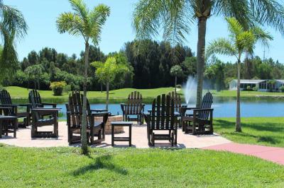Photo 28 of 8 of home located at 3714 Long Iron Crt #172 North Fort Myers, FL 33917