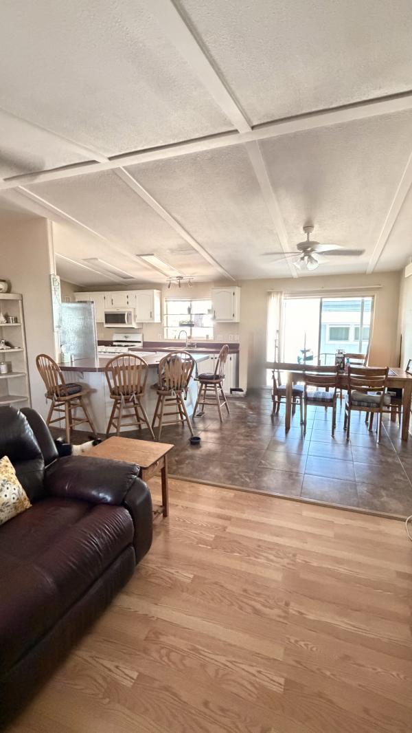 Photo 1 of 2 of home located at 301 S. Signal Butte Rd. #632 Apache Junction, AZ 85120